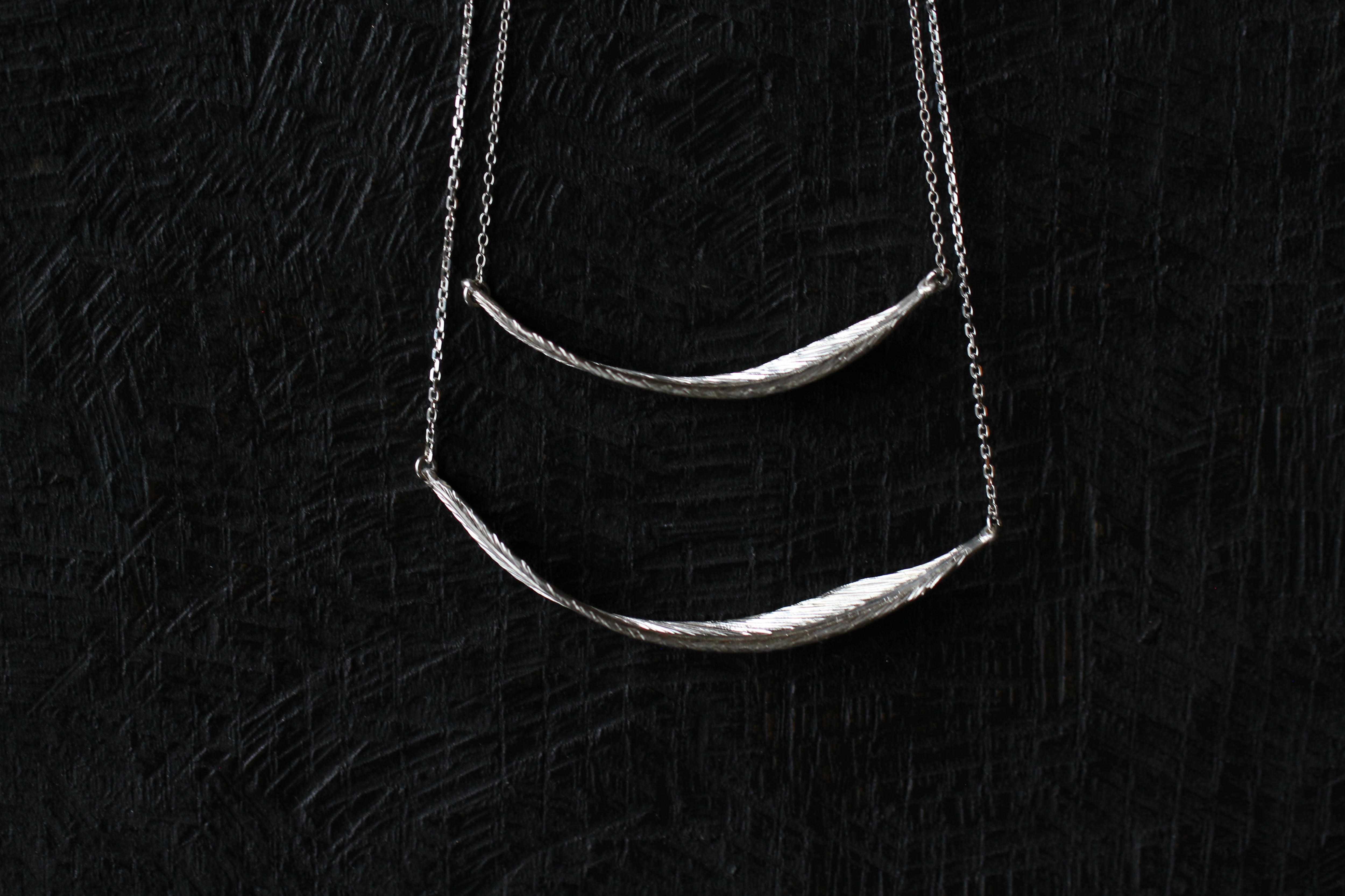Swing Feather Necklace | luckyfeather