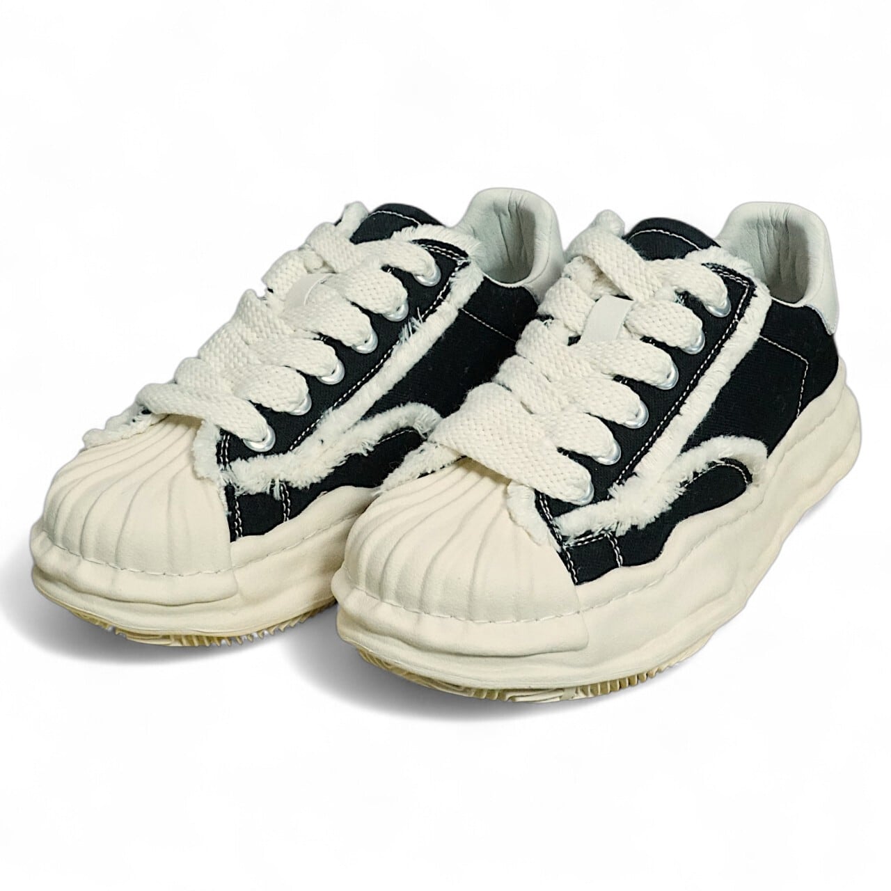 フリンジスニーカー ブラック Fringe sneakers Black | TOUCH smile