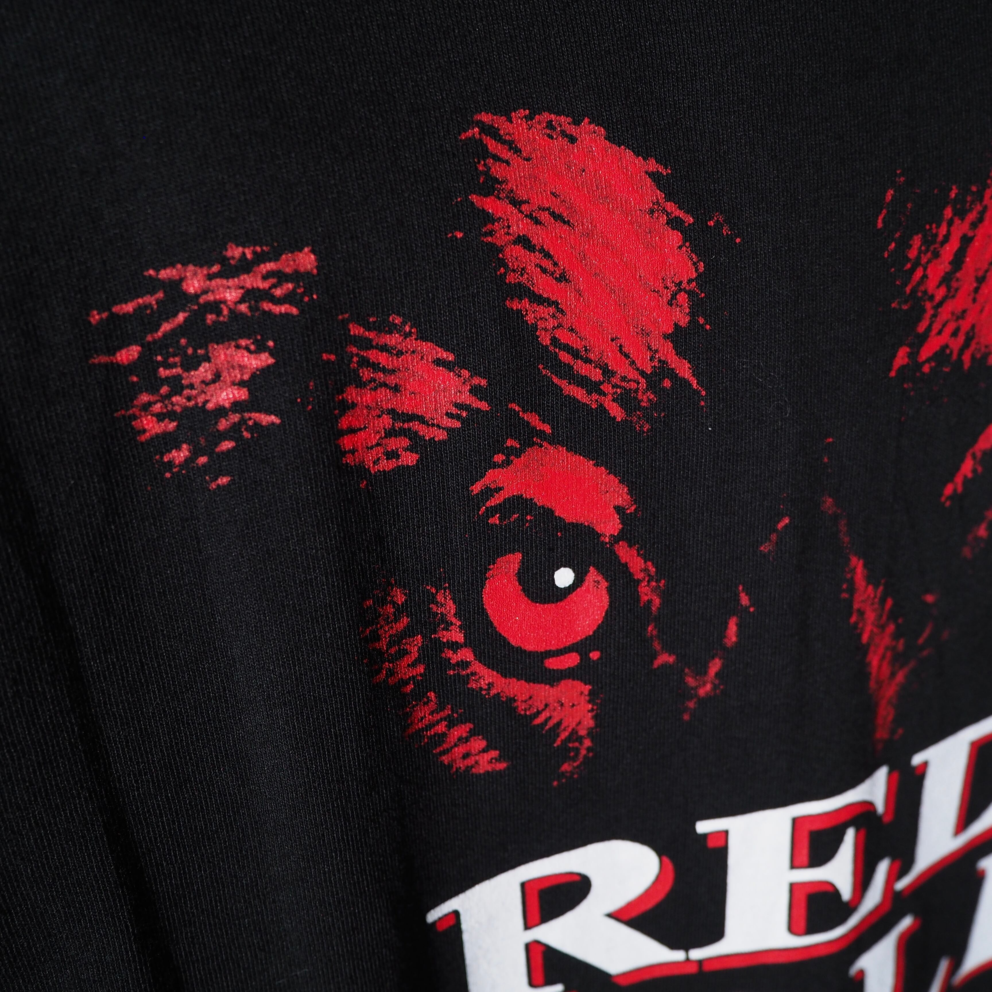 1990s ” RED WOLF ” wolf face printed black Tee (made in Usa)