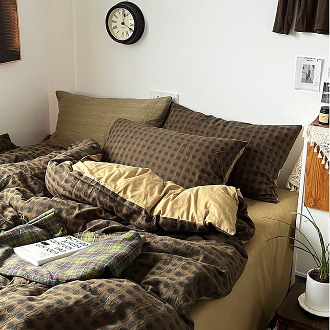 ベージュベッドカバー4点セット ダブルサイズ | HUK | 海外インテリア通販