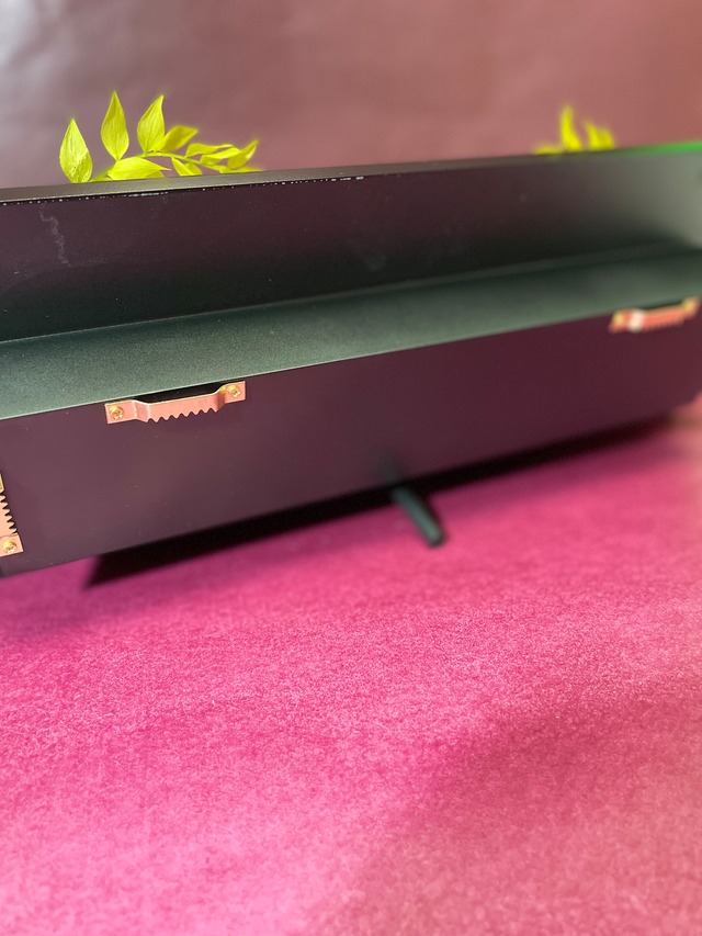 お祝いや記念日ギフト　本体 約40cm×15cm×4cm             クリアケース      約40.5cm×15.5cm×11.5cm