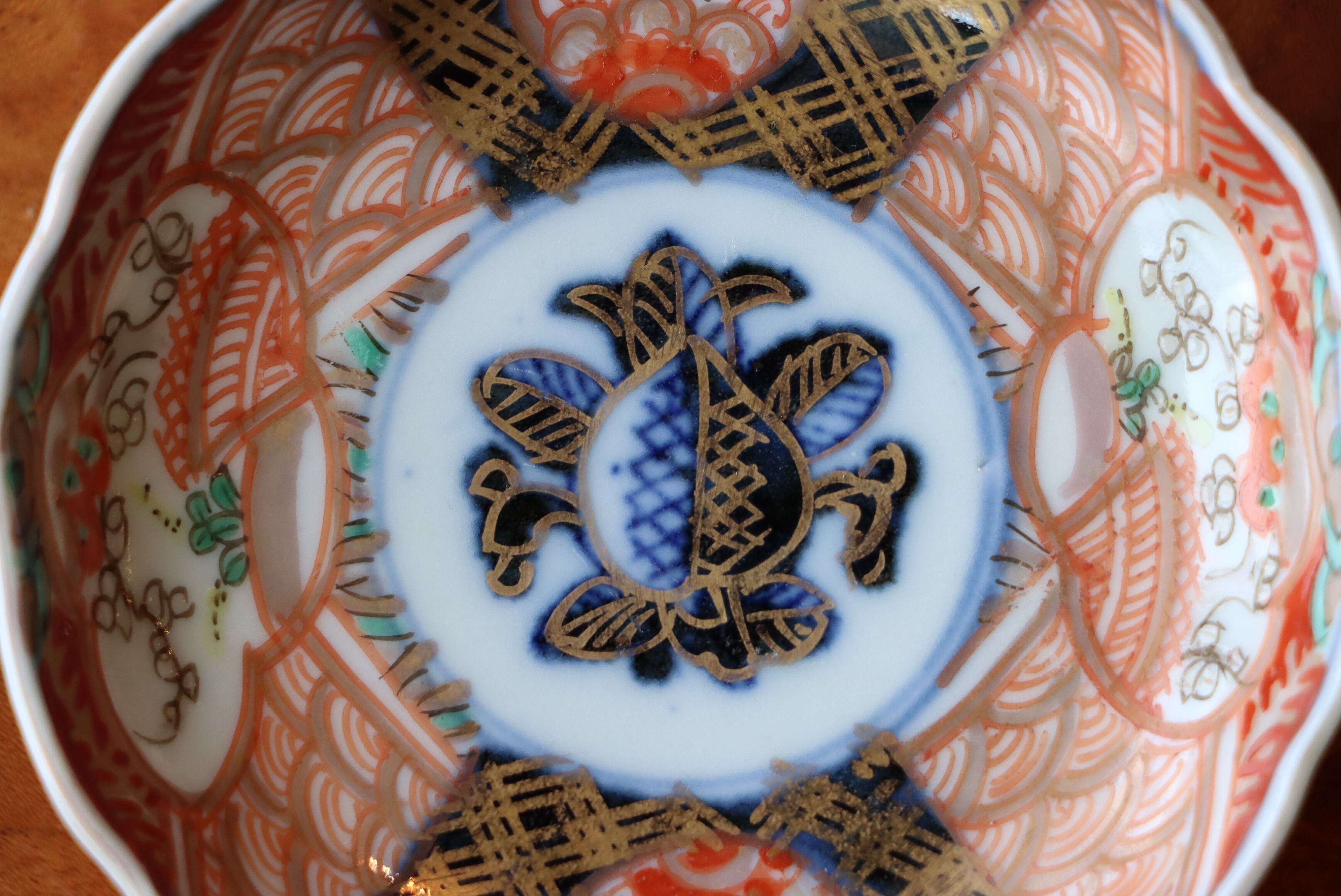 豆皿 伊万里焼 色絵 桃手 通りもの | (有)新原美術