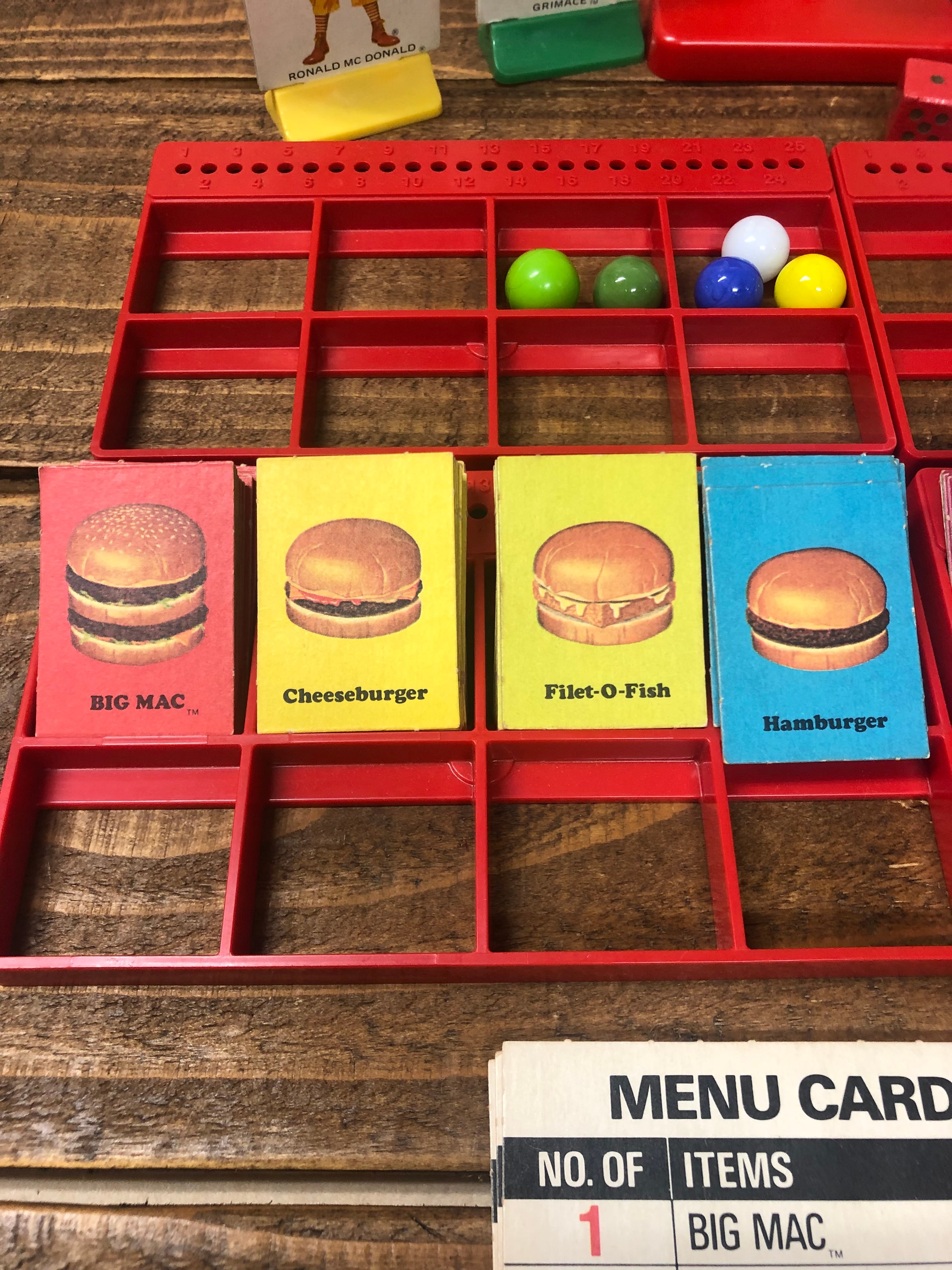 ダイキャストミニカー貯金箱マクドナルド