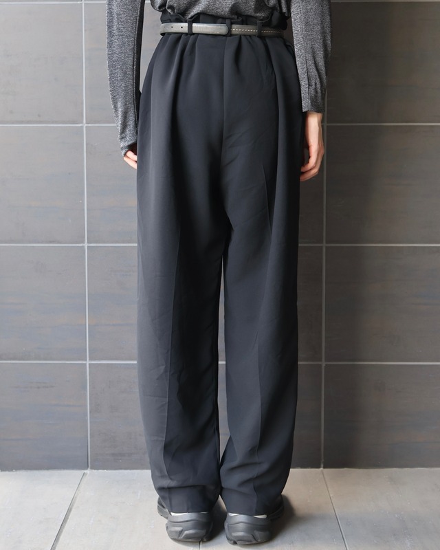 2 tuck wide balloon slacks