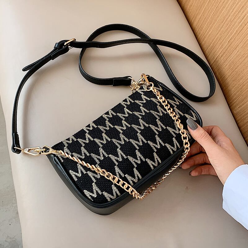 ネットセレブレディースワンショルダーアンダーアームスモールバッグメス2020秋冬新流行ファッションワイルドインメッセンジャースモールスクエアバッグ Tiancai_Wing_Bag35960162818