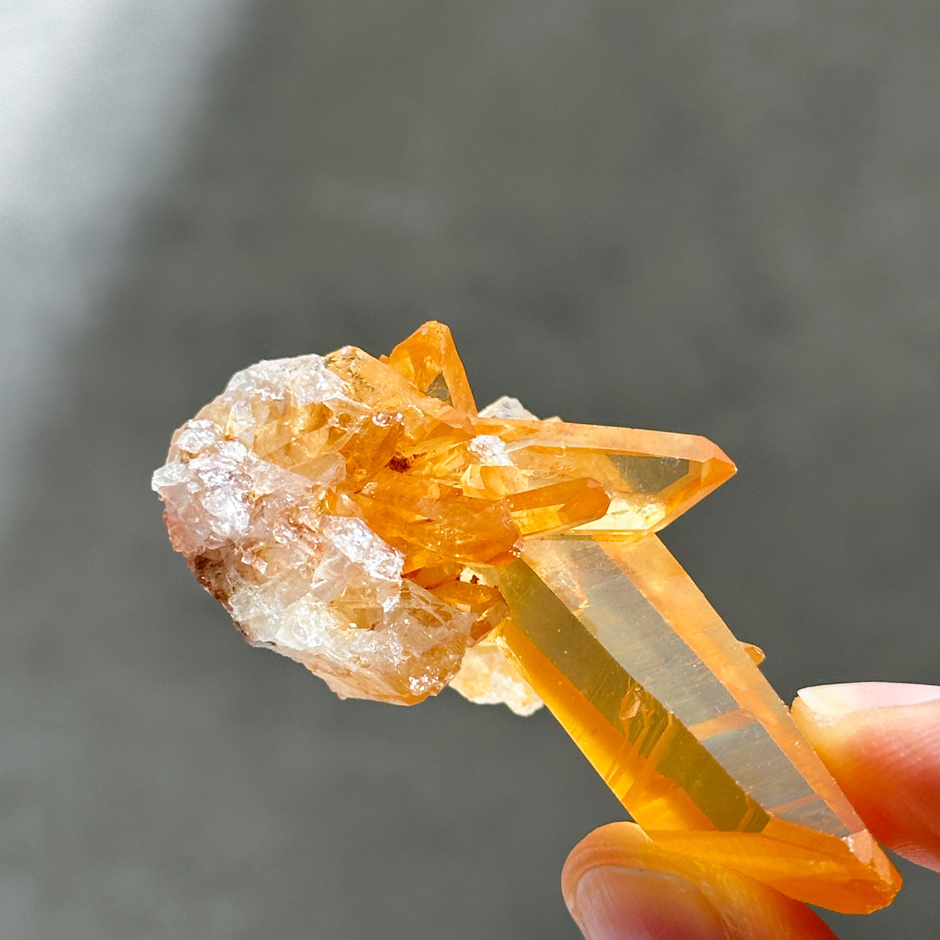 ミナスジェライス産タンジェリンクォーツ クラスター23◇ Tangerine