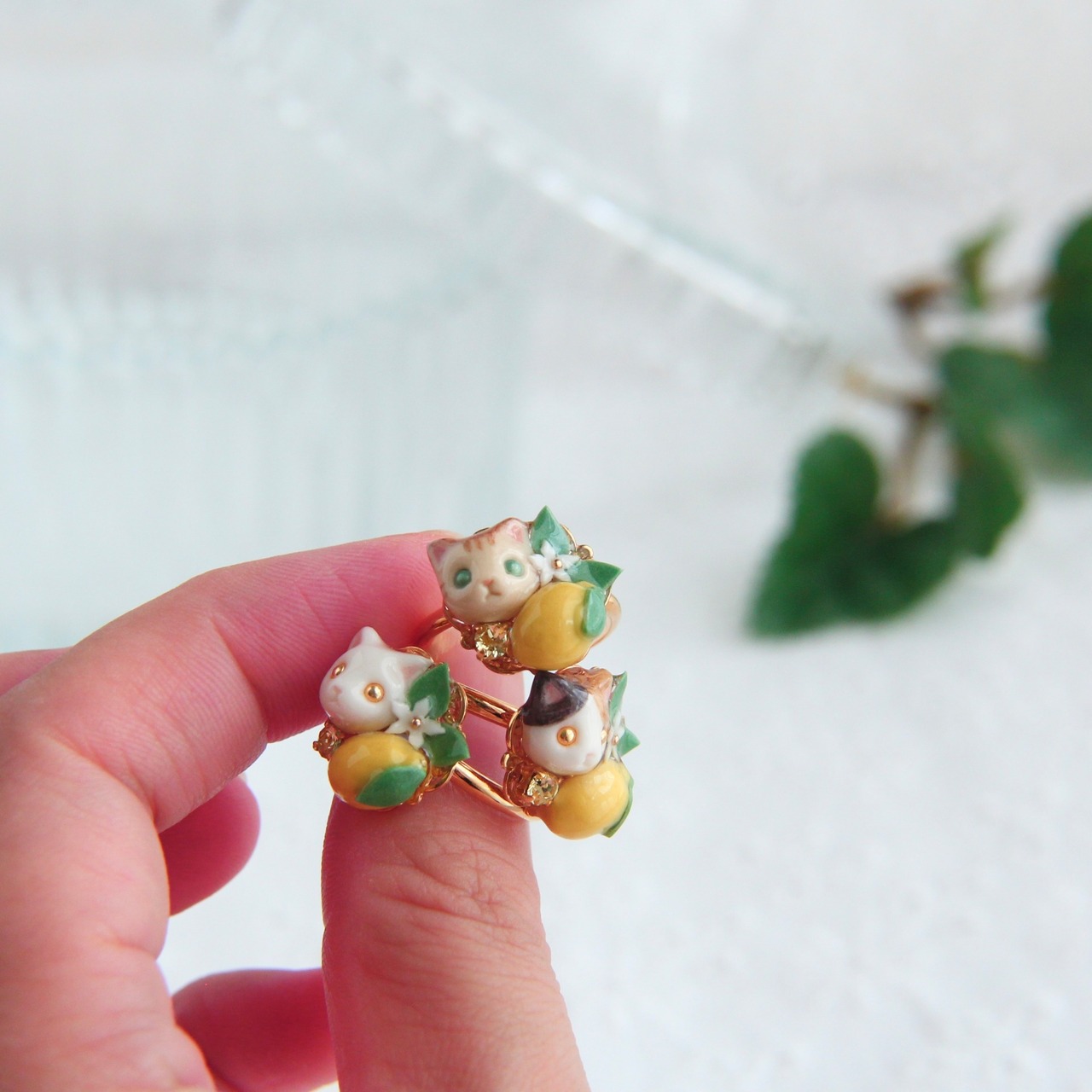 猫とレモンリング