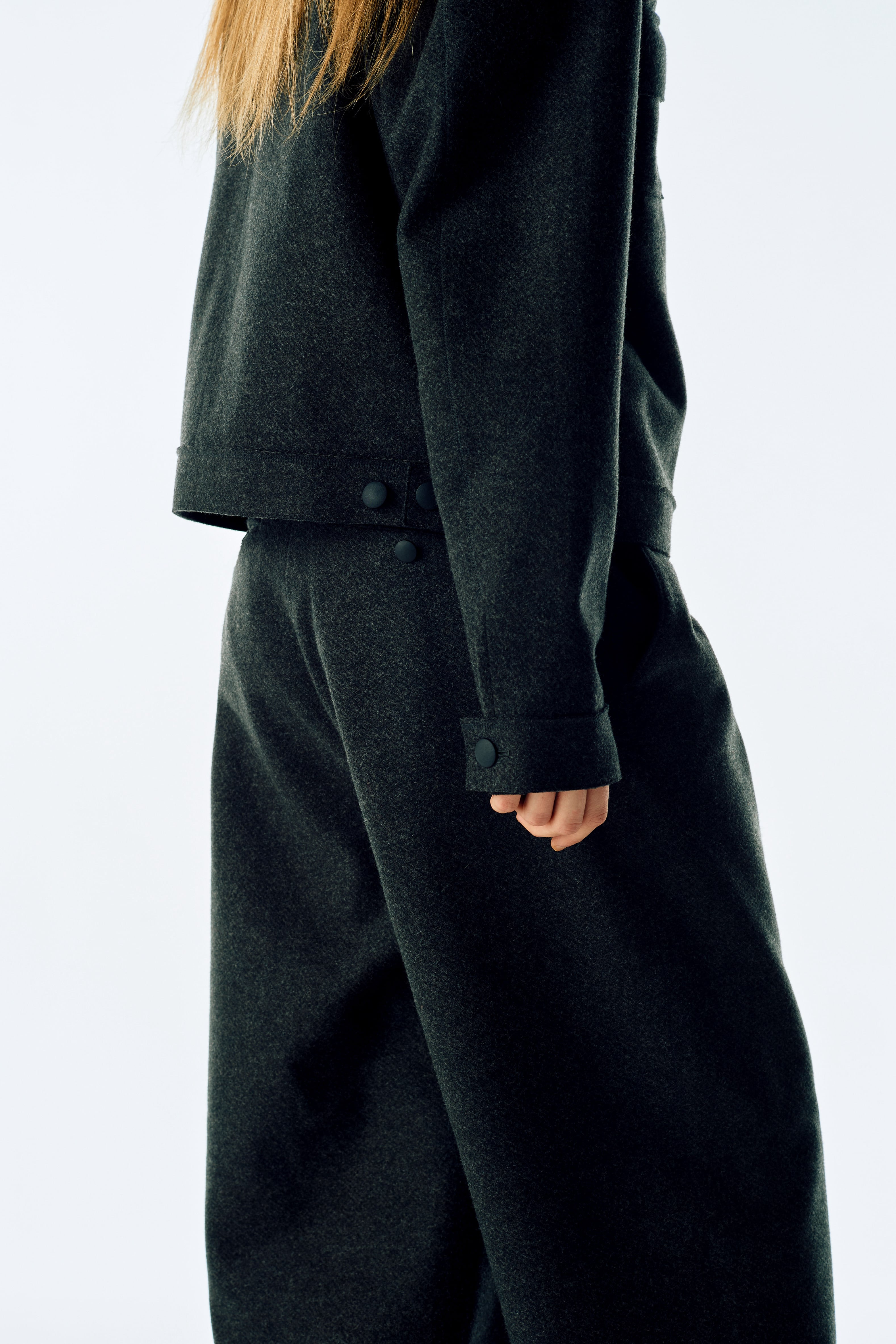 ELBA / GRAY | GADID ANONIEM