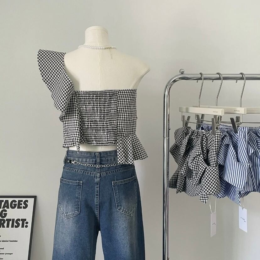 ワンショルダーフリルトップス | select shop -pixie-