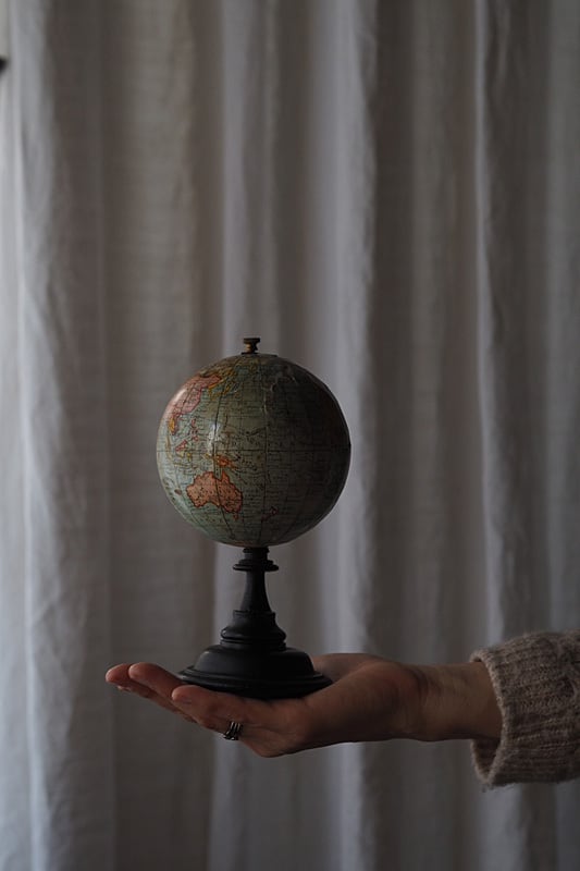 小さな地球儀-antique globe objet | アンティーク.ヴィンテージ家具
