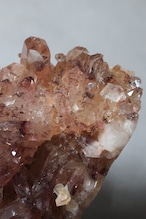 レッドファントムクォーツ クラスター「大地の幻影」Red Phantom Quartz Cluster ◇ 天然石・鉱物・パワーストーン・原石 | st00394