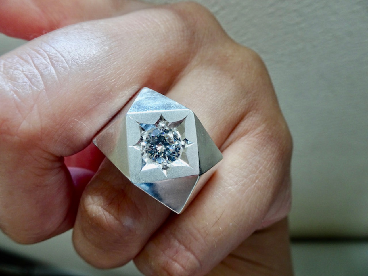 仁尾彫金『一つ星ジルコニア、ブロックプラチナリング』ハンドメイド 