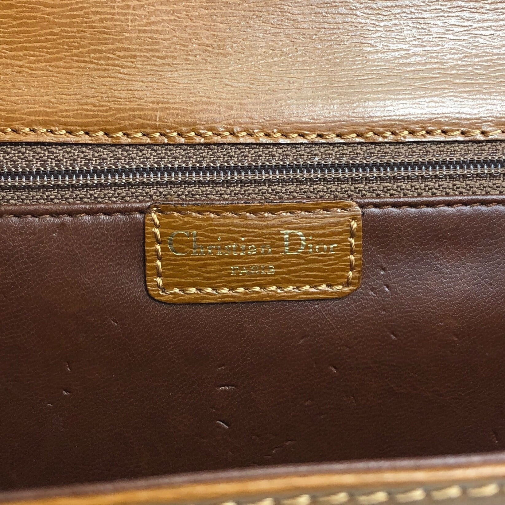 Christian Dior クリスチャン ディオール ショルダーバッグ キャメル