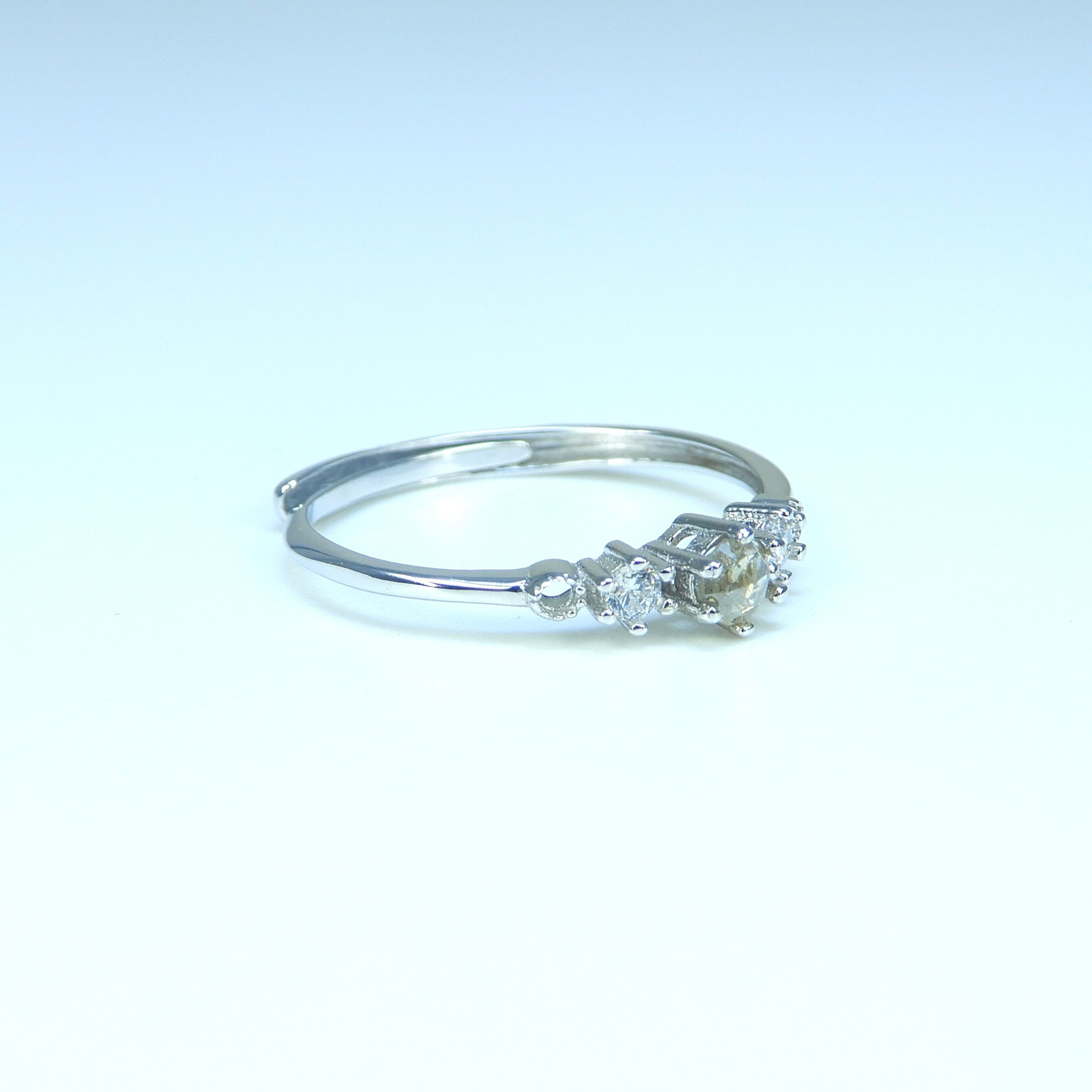 プラいちRing♦︎ダイヤモンド♦︎WGカラー《0042》