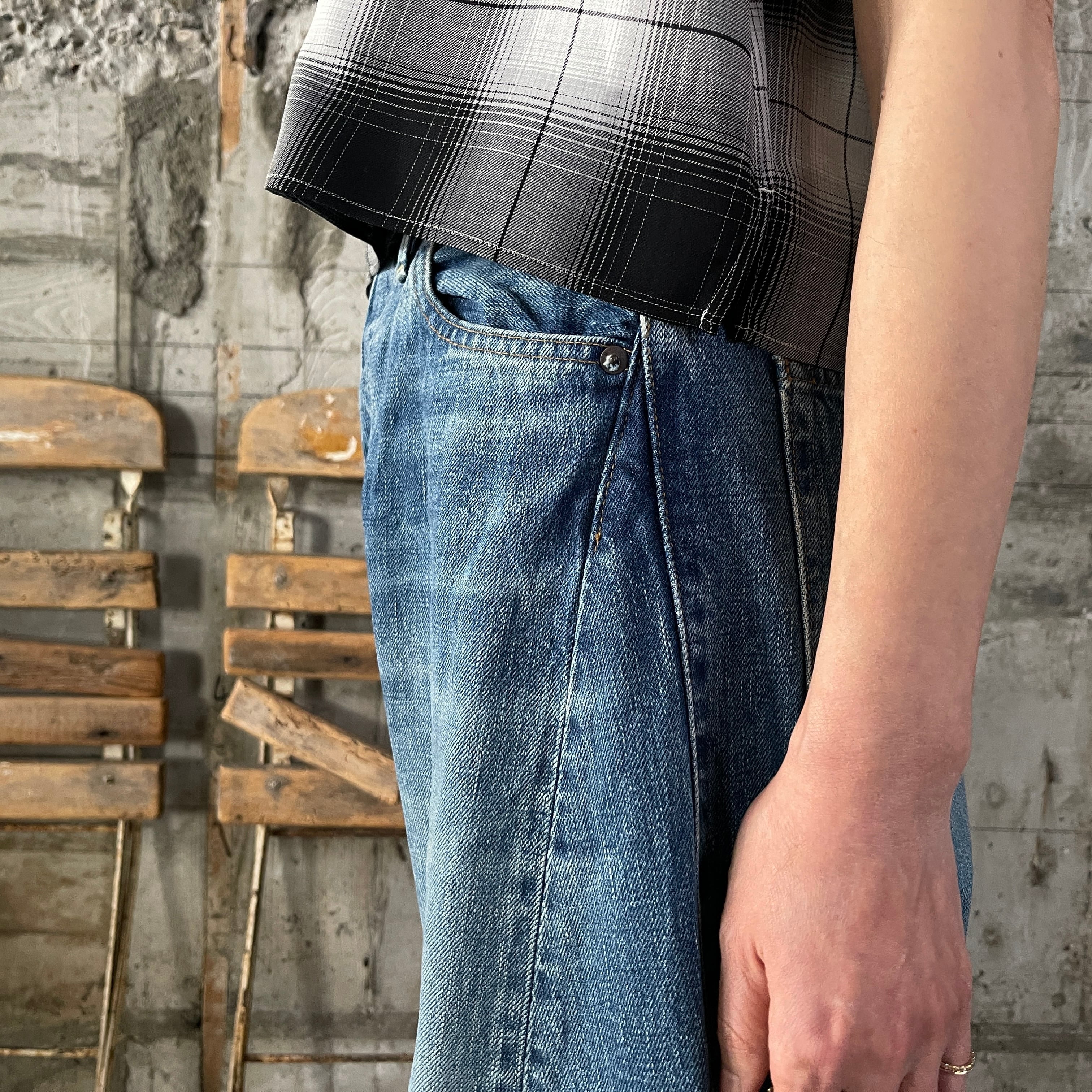 HYKE【ハイク】 DENIM BARREL LEG JEANS (13327) | glamour online