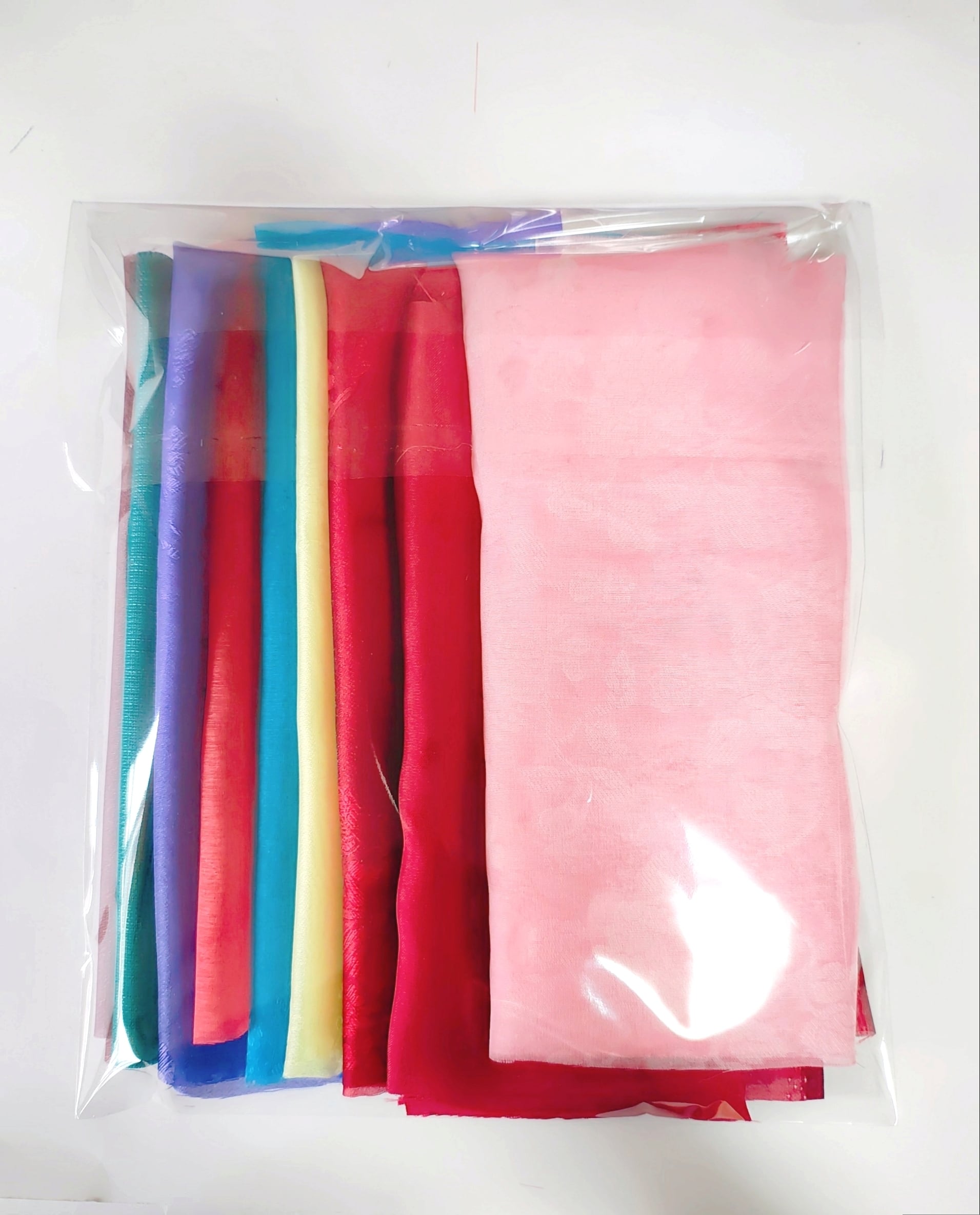 【12/23まで値下】ポジャギ アンティーク 80.5✕84 朝鮮末期 春の予感とともに、下北沢にヴィンテージ旋風が巻き起こる