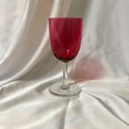 イギリスヴィンテージ  クランベリーガラスのワイングラス