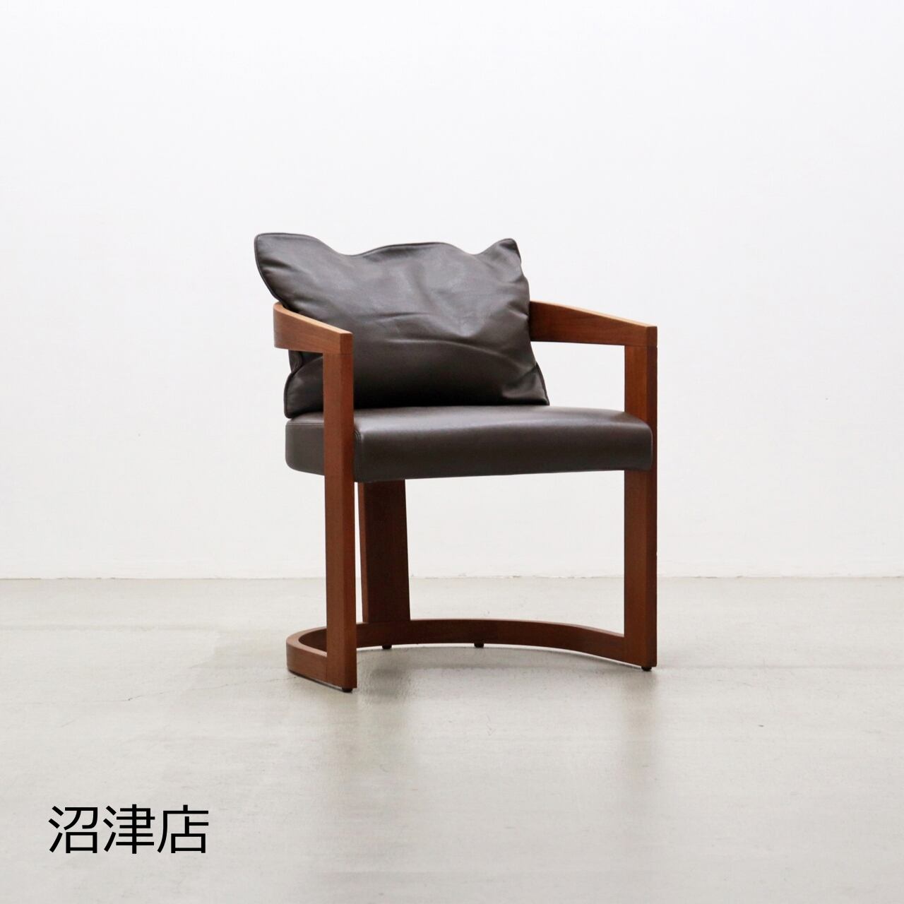 沼津店】arflex アルフレックス CASTAGNA カスターニャ 本革  