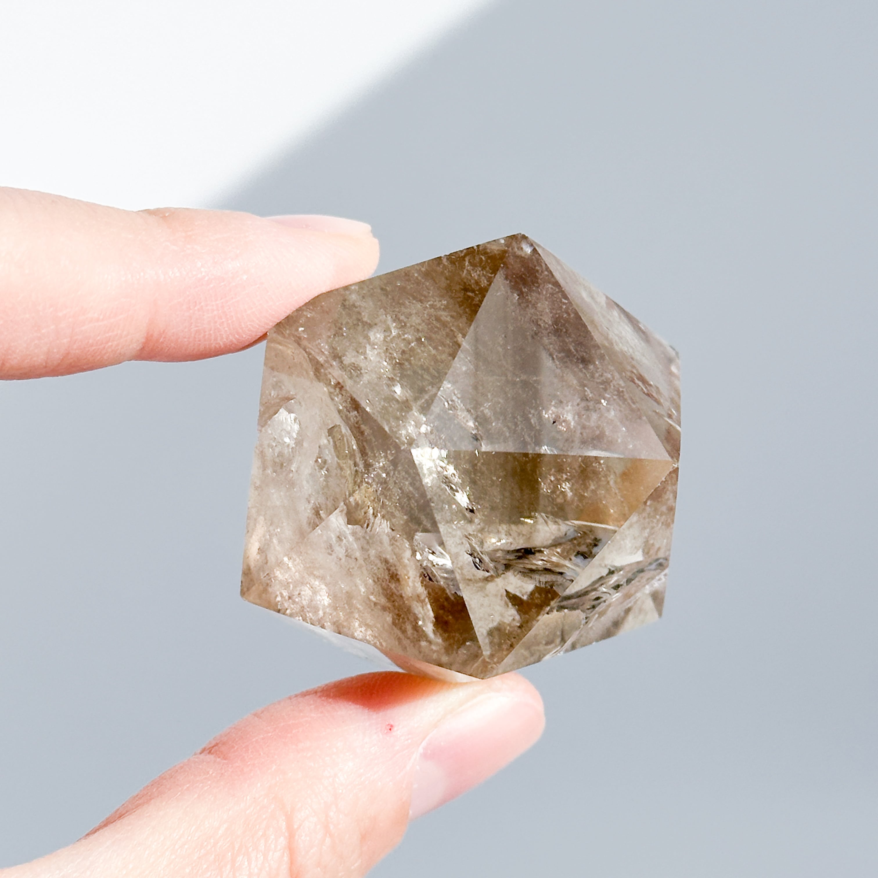 ミナスジェライス産スモーキークォーツ 正二十面体32◇ Smoky Quartz