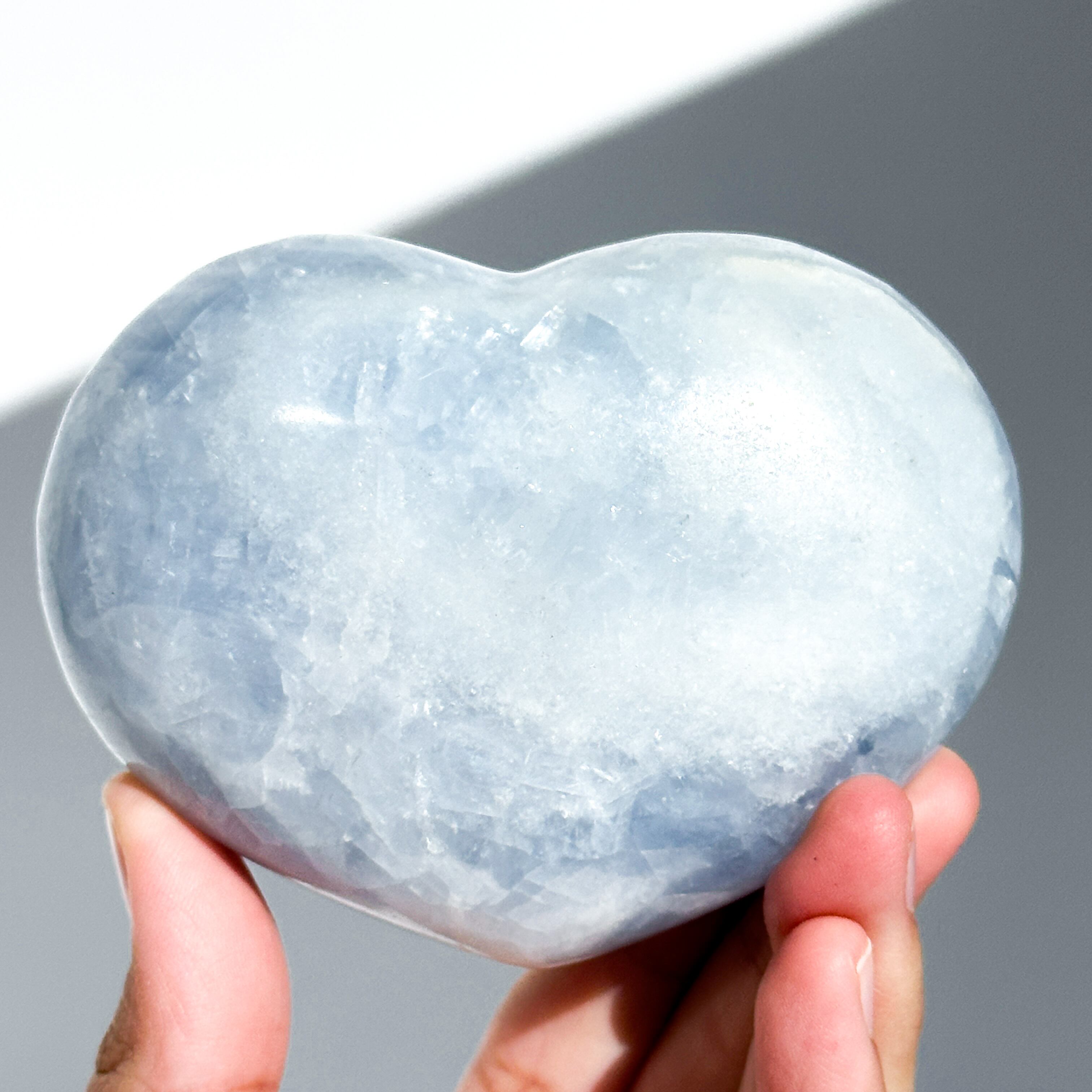 Bigセレスタイト ハート 42♡ Celestite ♡ 天然石・鉱物