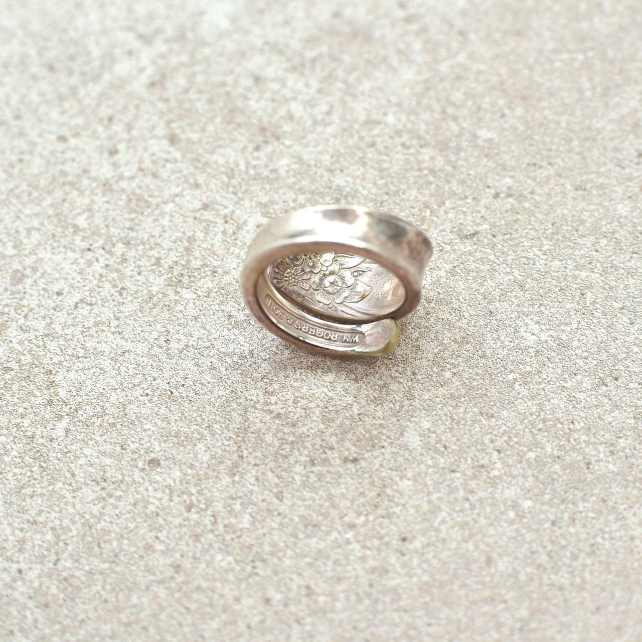 Vtg WM Rogers & son silver spoon ring | 古着屋 grin days memory ...