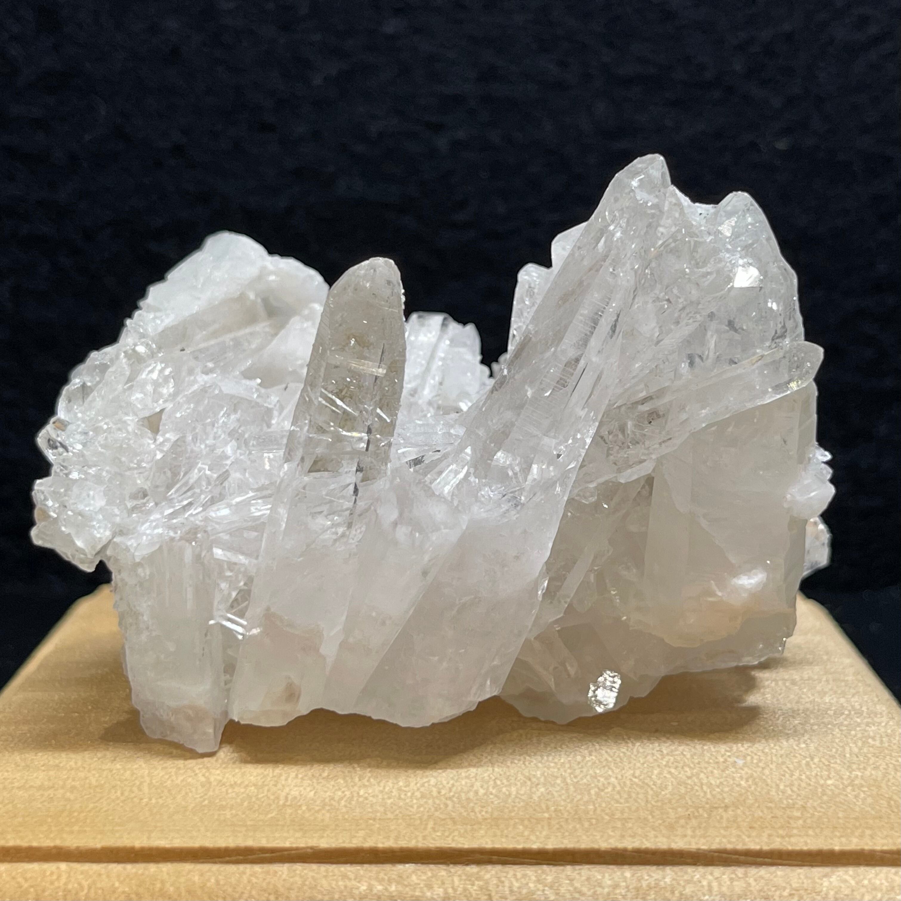 国産 水晶 クラスター 宮崎県西米良産 鉱物