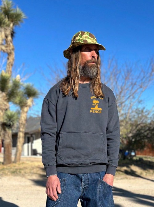 "WORK FOR PEACE" POCKET CREW SWEATSHIRT