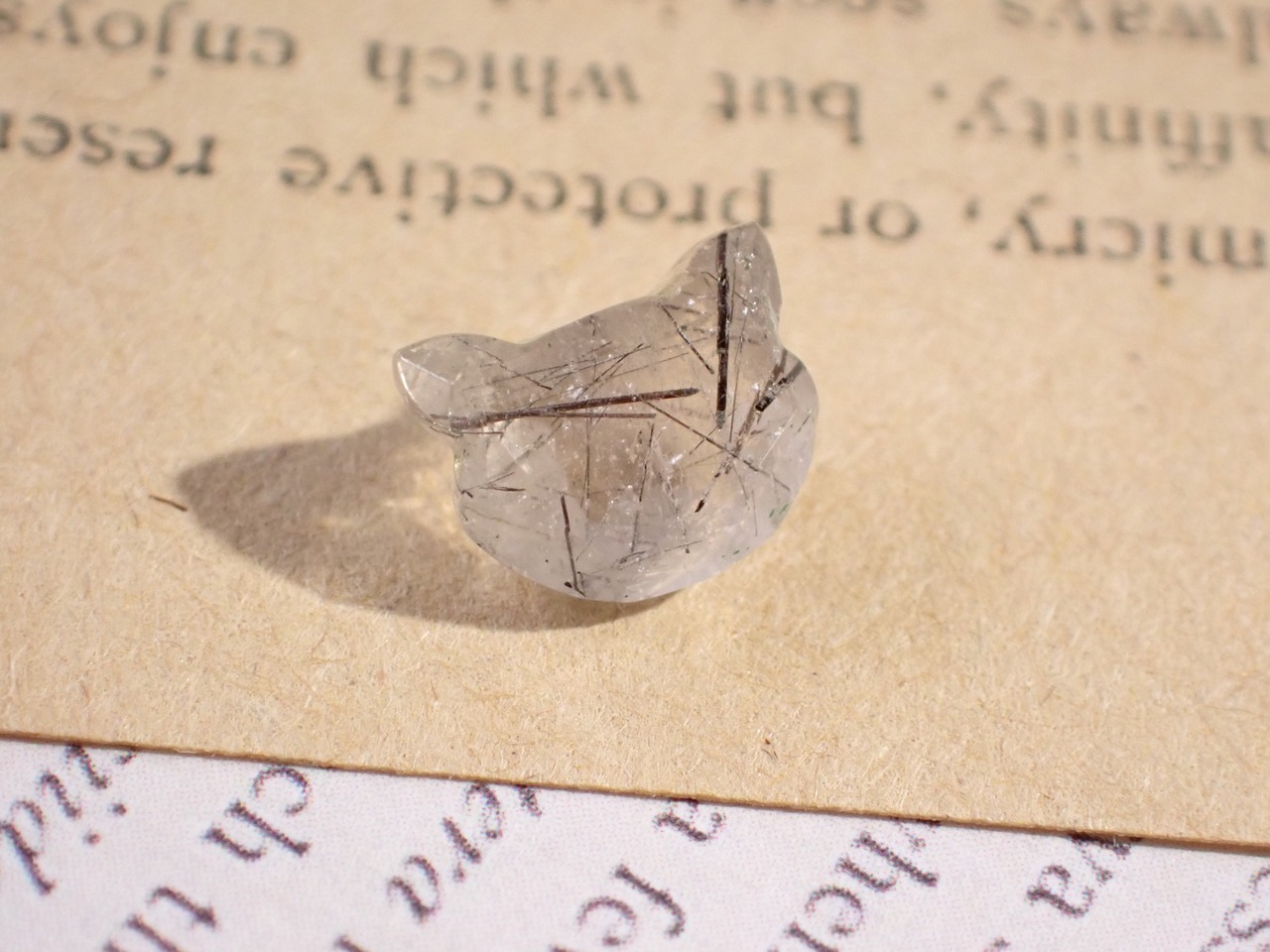 トルマリンインクォーツ（猫カット）　1.5ct　[C13-162]