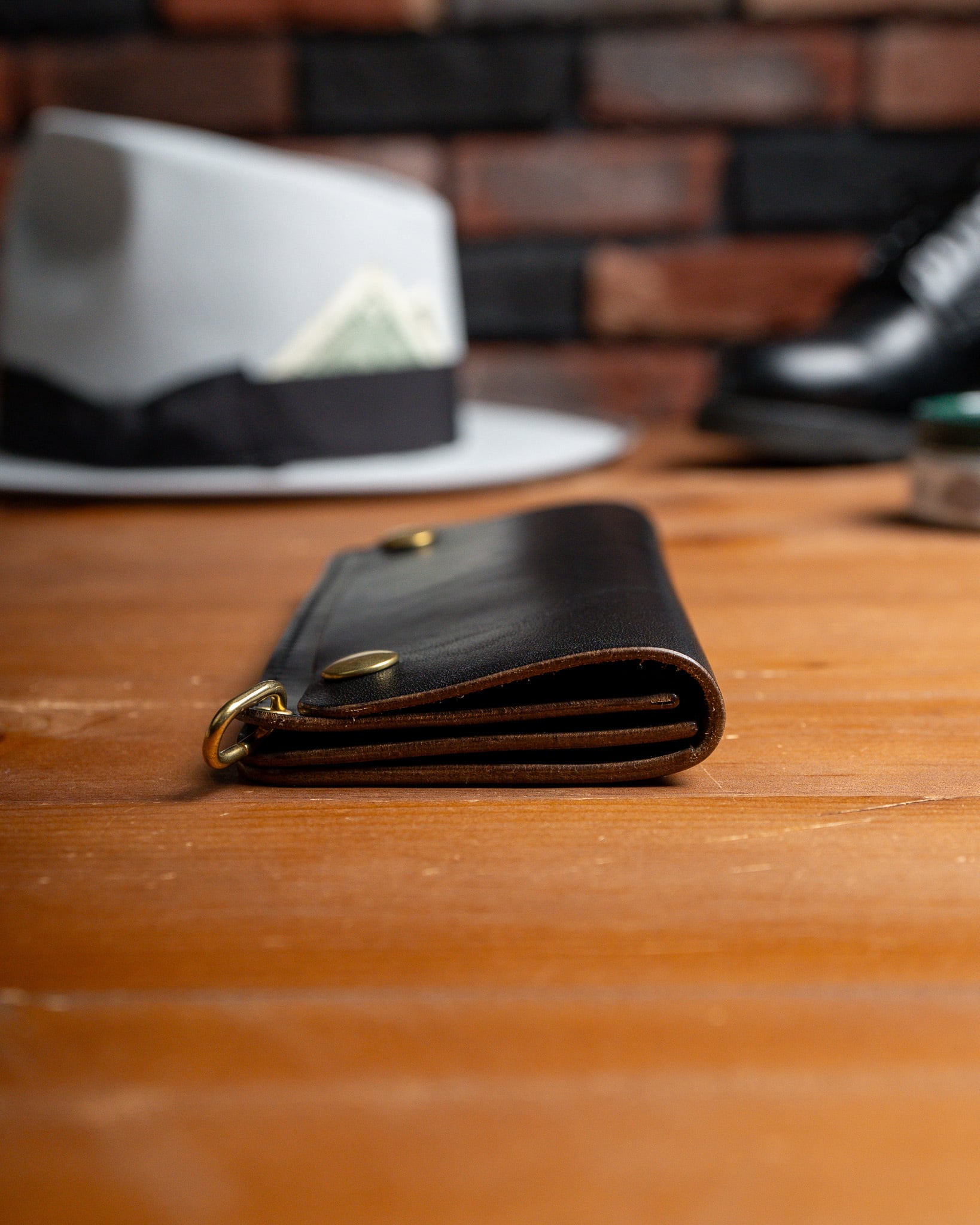 Additive and Line】Tracker Wallet TW-004 Maryam Horse Butt 3層