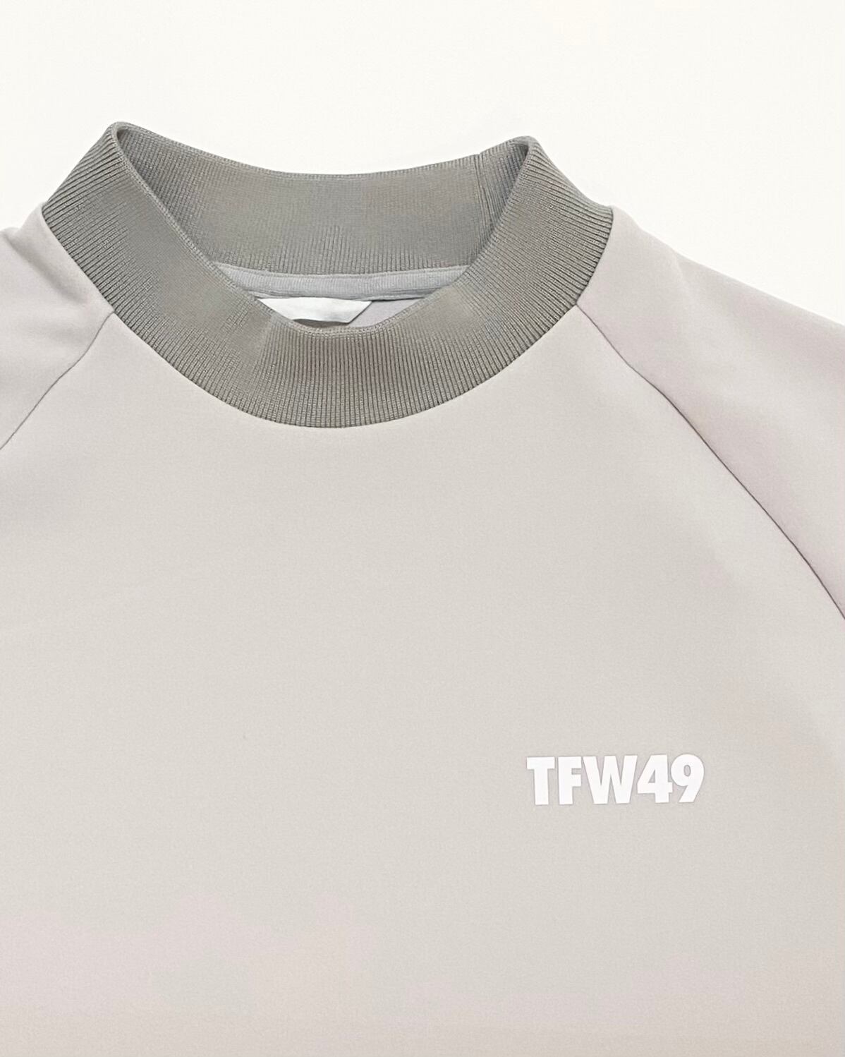 TFW49】《MEN'S》LIGHT CARDBOARD PULLOVER (BLACK) | Sandy GOLF