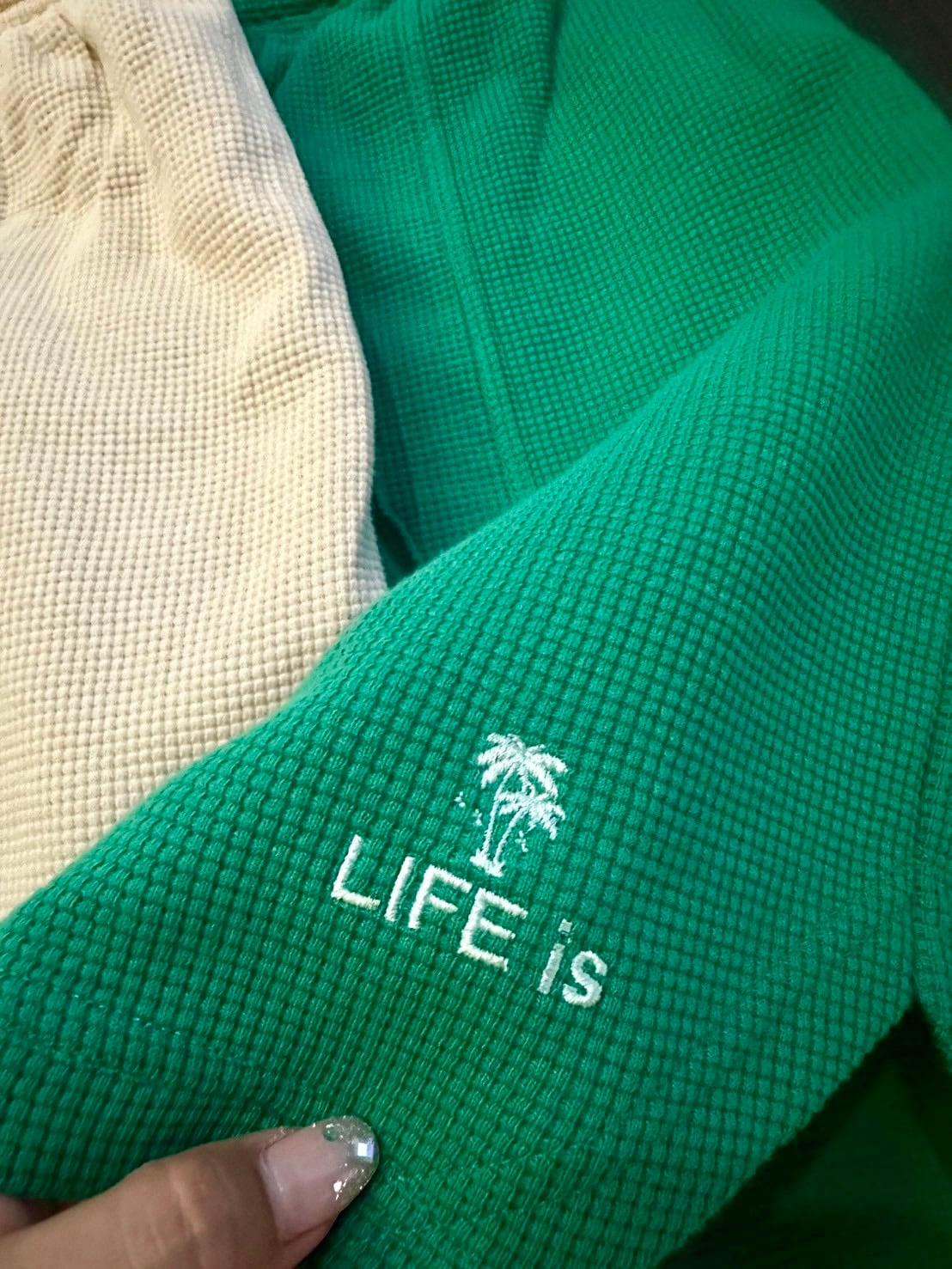 LIFE is 刺繍ワッフルセットアップ¥18,000+tax(¥19,800)