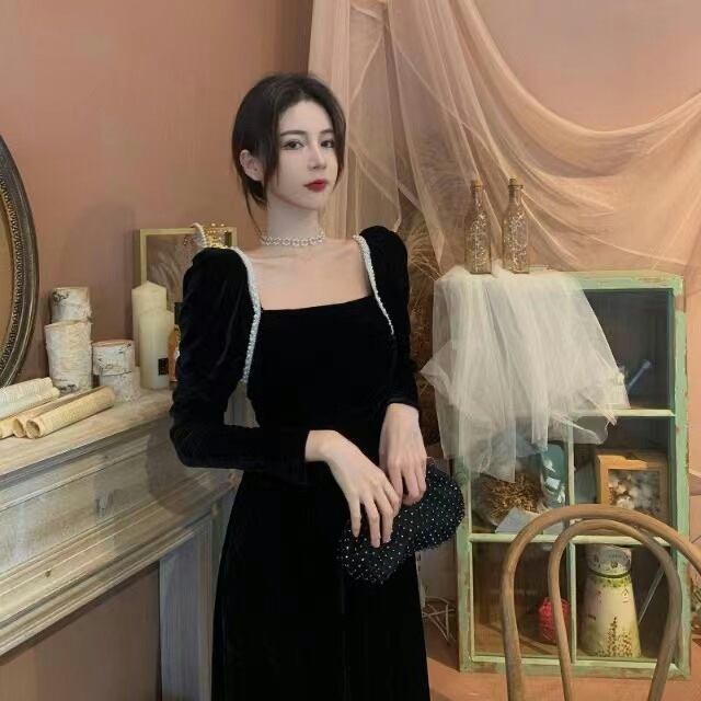 【新作】【送料無料】 韓国スタイルのビーズがたっぷり入ったスクエアネック背中の開いたベルベットドレス春長袖気質ウエストAラインの優しいロングスカート女性用 0294449718201