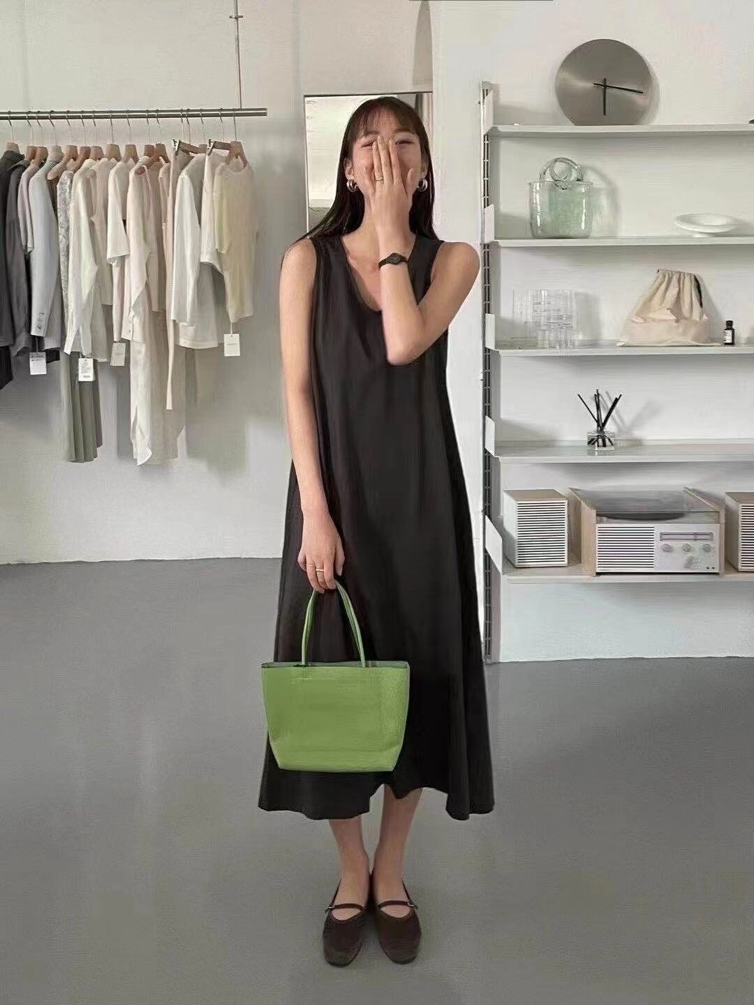 Vネック　タンクワンピース　AJ2205-651