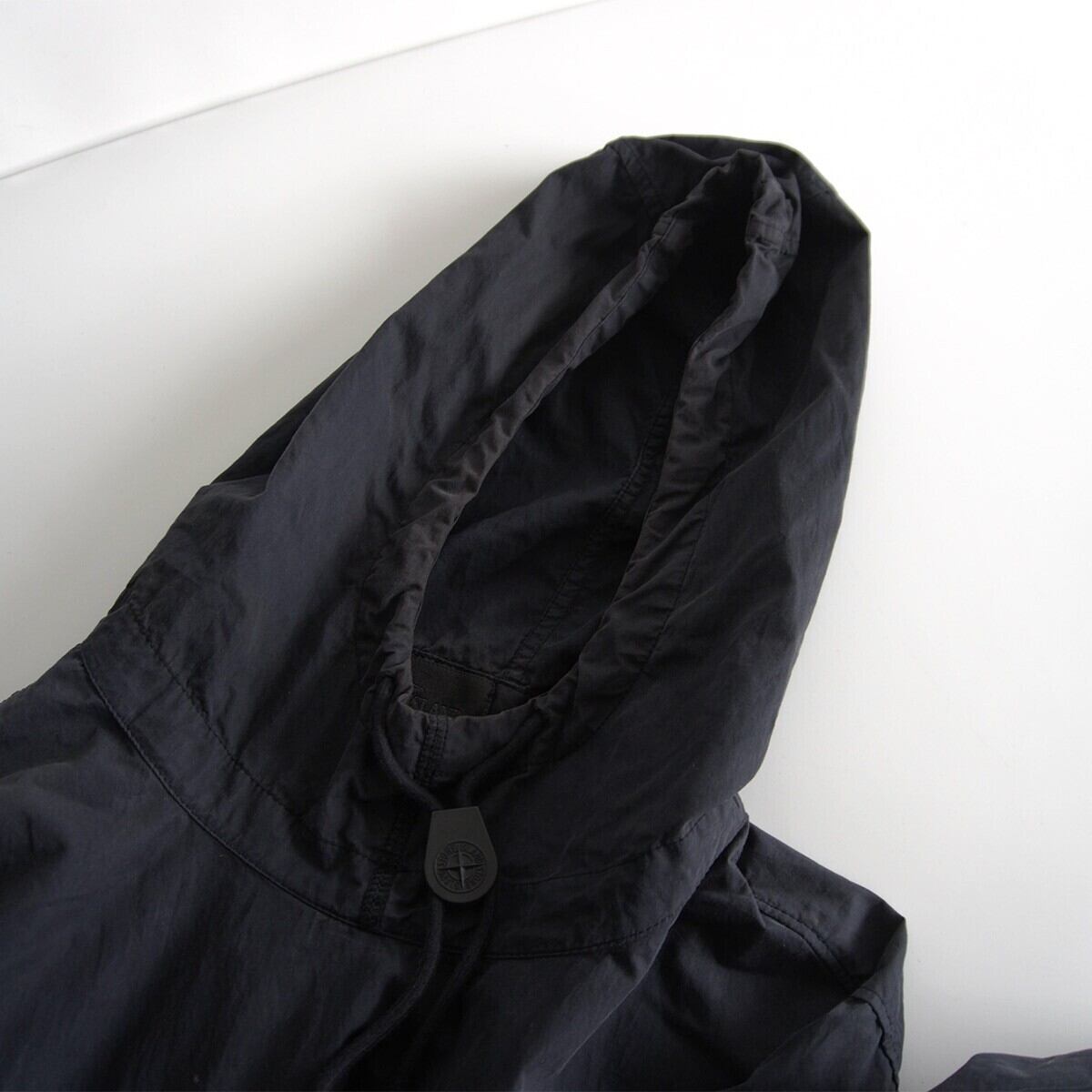 雰囲気抜群】STONE ISLAND【2019SS / GHOST PIECE ANORAK】M プル