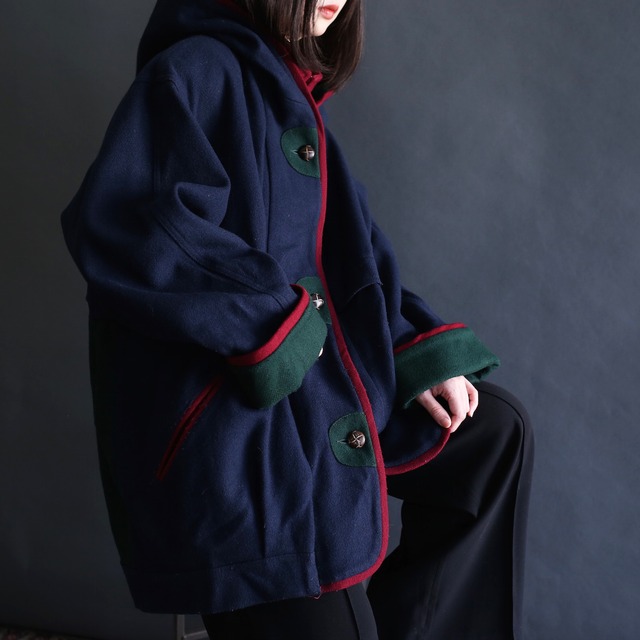 switching color high-neck zip and hoodie coat