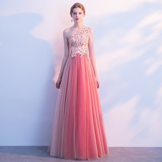 立体的 花刺繍 ワンショルダー ロング丈 ワンピース ドレス 可愛い ピンク 演奏会 発表会 20代 30代 大きいサイズ