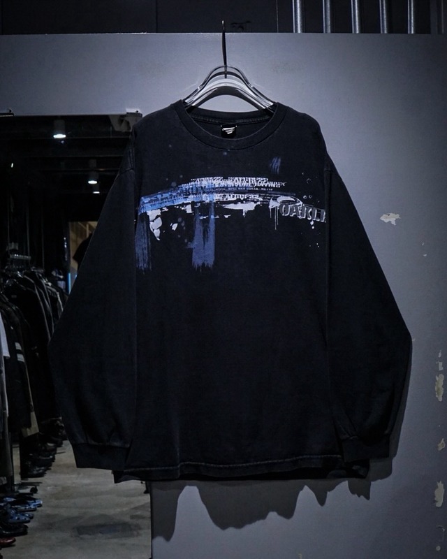 【add (C) vintage】00's “OAKLEY” Graphic Print L/S T-Shirt