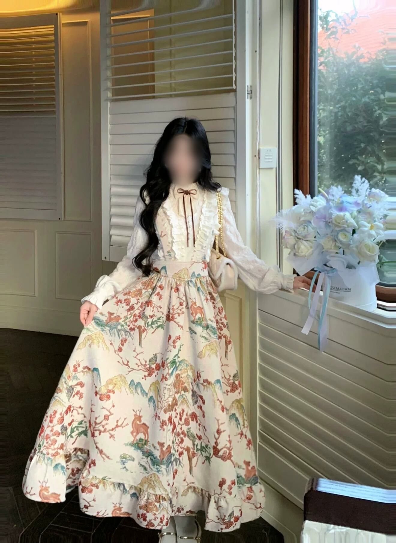 アンティークガーデンサスペンダースカート｜花柄・ロング丈