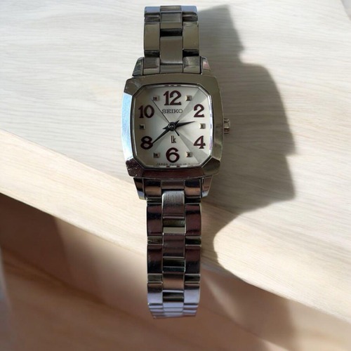 SEIKO LUKIA 腕時計 【稼働品・電池交換済】
