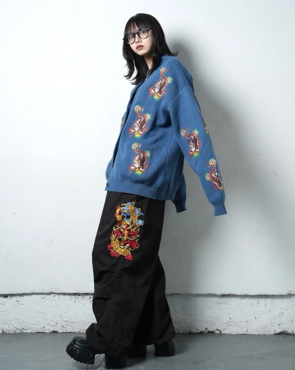 総柄 TIGER knit cardigan/Blue | チュウカタベタイ