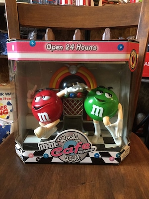 m&m's dispenser jukebox