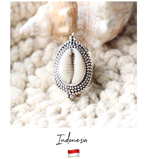 【Made in インドネシア】Bohemian shell ring