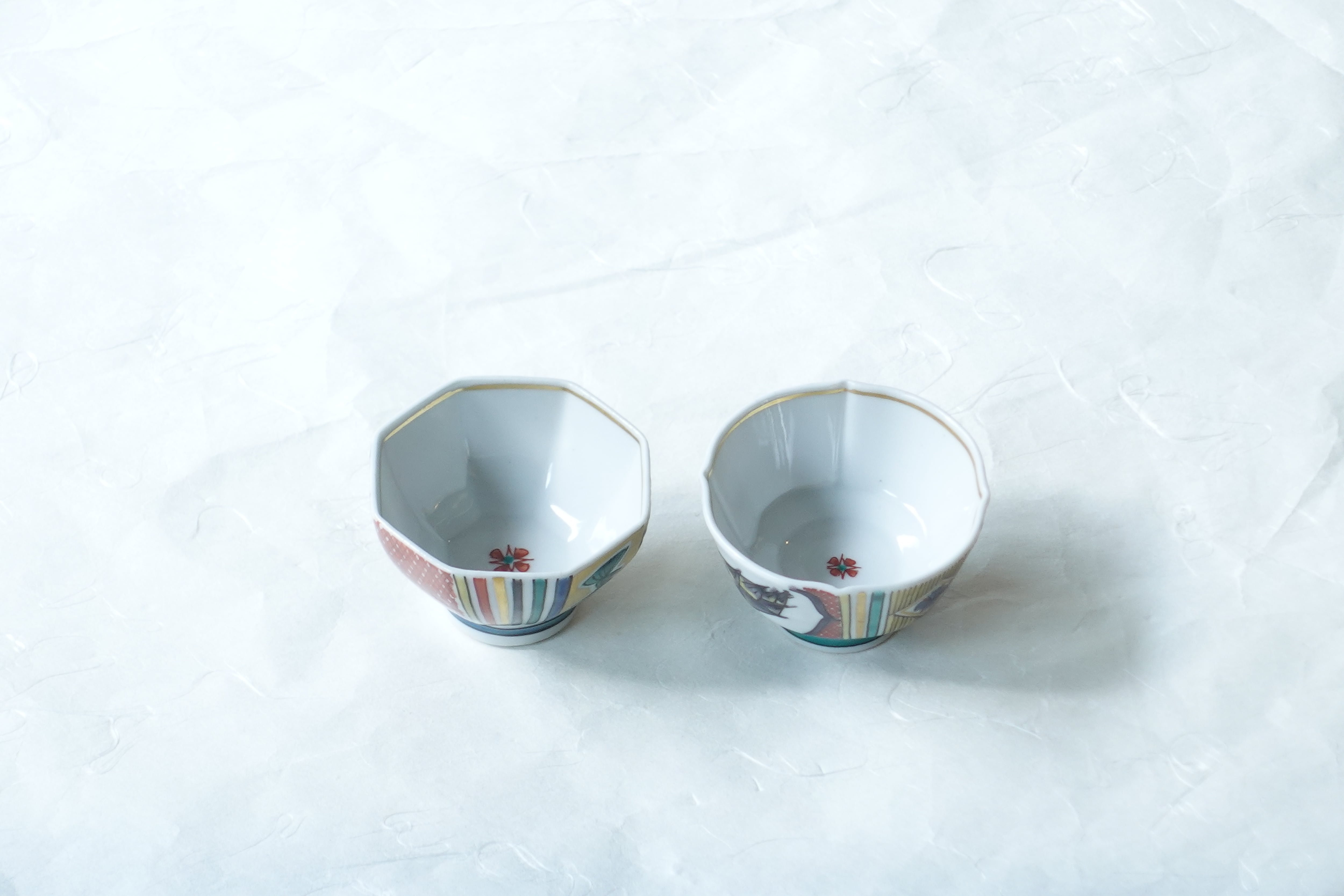 九谷焼 北出不二雄 作 色絵 組盃 | 小林漆陶