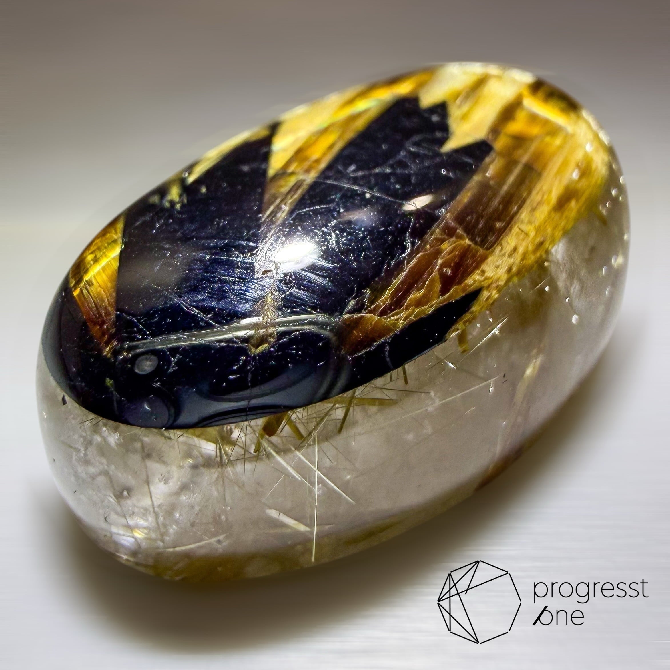 ヘマタイトインルチルクォーツ13.92ct | progresstone