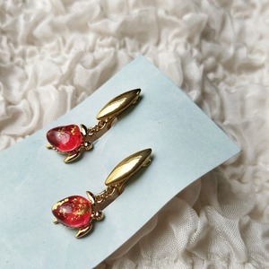 Honu / pierce or earrings