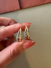 ピュアフローピアス