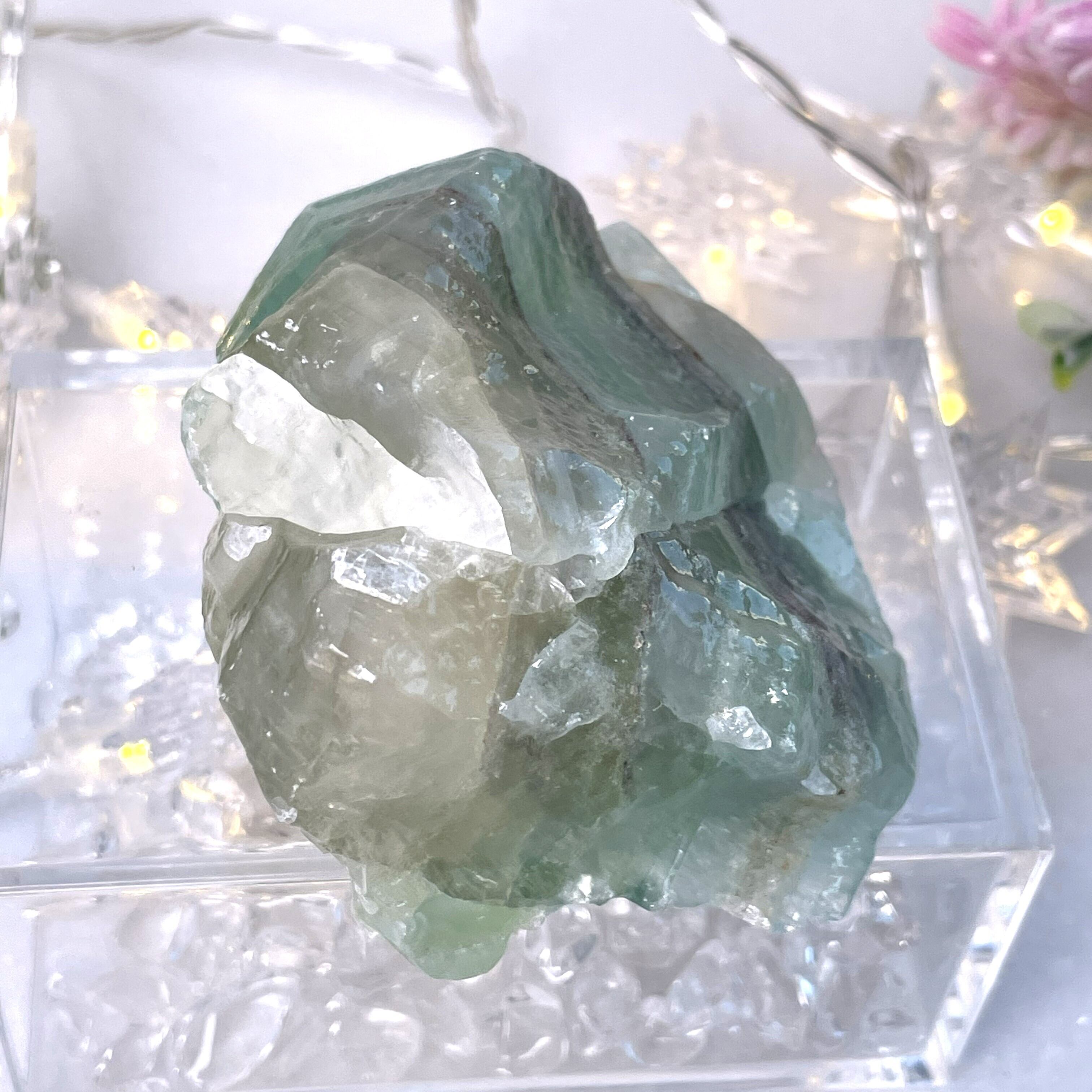 【心を癒し、魂を再生へ導く深緑の光】エメラルドカルサイト M4_1