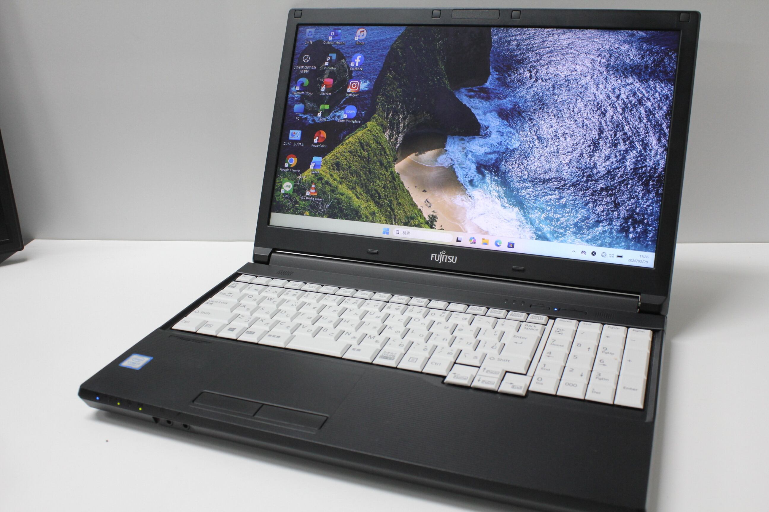 中古ノートPC】富士通〈LIFEBOOK AH77/G〉Intel Core i7/SSD256GB