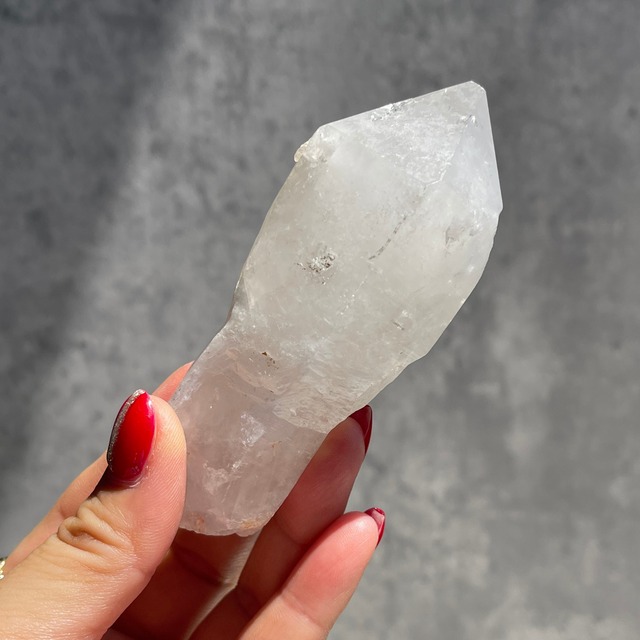 セプター形状【マダガスカル産 クォーツ】④ 水晶（石英）鉱物 天然石 パワーストーン　　