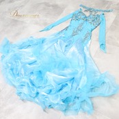 社交ダンス 衣装 スタンダードドレス ワンピース ドレス ブルー系 ウィッシュプラス Wish plus 水色 レース フリル デモ 競技 ダンス パーティ 発表会 おしゃれ 女性用 競技用 発表会用 お洒落